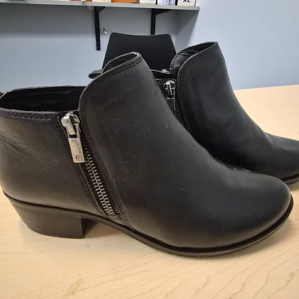 Lucky booties size 7.5 Brand Basel, Black